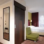 Leonardo Hotel
