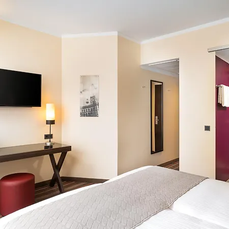 Leonardo 3* Berlino